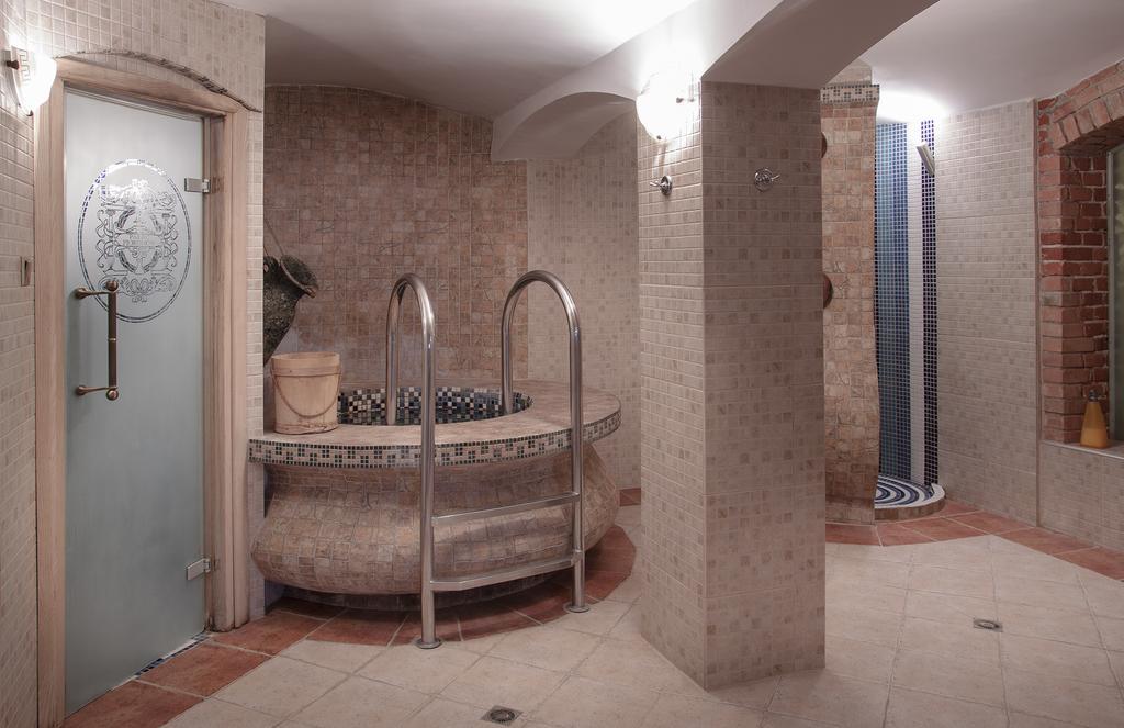 Palac Piorunow & Spa Kwiatkowice Bagian luar foto